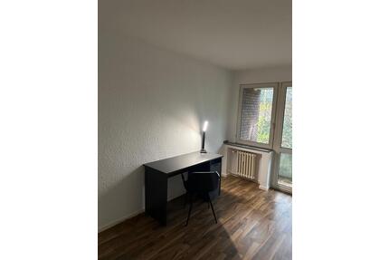 Helle 2-Zimmer Wohnung mit Balkon in Duisburg-Hamborn