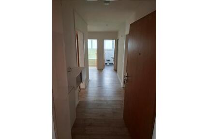 3 Zimmer Wohnung in Herrlingen - 1.230,00&nbsp;EUR Kaltmiete, ca.&nbsp; 80,00&nbsp;m&sup2; in Ulm (PLZ: 89075) Obertalfingen