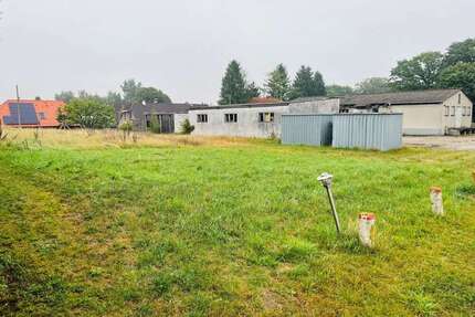 Grundstück in Lüdersdorf 369.000,00 € 3242 m²