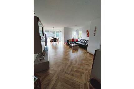 gepflegte 3,5 Zimmer Wohnung - 1.000,00&nbsp;EUR Kaltmiete, ca.&nbsp; 85,00&nbsp;m&sup2;&nbsp;Wohnfl&auml;che in Ebersbach an der Fils (PLZ: 73061)