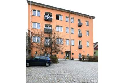 2-Raum Wohnung mit Balkon in zentraler Lage - Pulsnitz