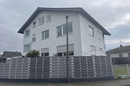 Wohnung zum Kaufen in Königswinter 149.000,00 € 64 m²