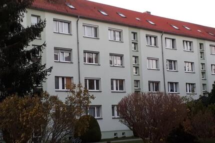Modernisierte 3-Zi-Wohnung in Frohburg | EBK | Loggia | 1. OG