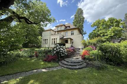 Haus zum Kaufen in Leipzig 1.590.000,00 € 340 m²