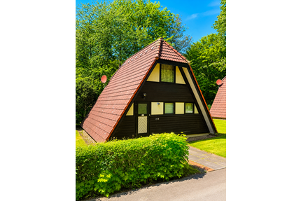 Haus zum Kaufen in Ronshausen 49.000,00 € 67 m²