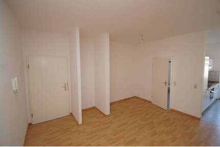 Wohnung zum Kaufen in Leipzig 205.480,00 € 67.37 m²