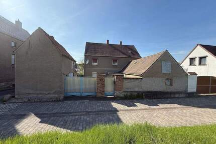 +++ Renovierungsbedürftiges Einfamilienhaus in Kleinkorbetha +++ - Weißenfels