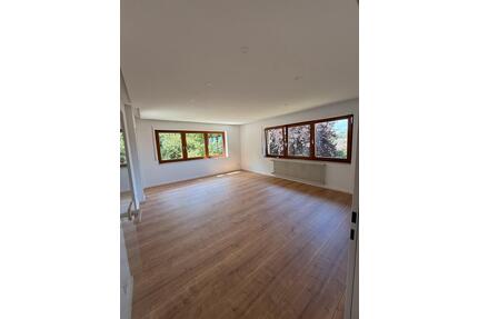 Moderne 4-Zimmer-Wohnung mit Terrasse - Würzburg Lengfeld