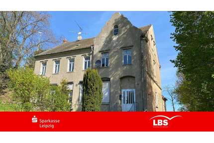 Haus zum Kaufen in Naundorf 95.000,00 € 282.12 m²