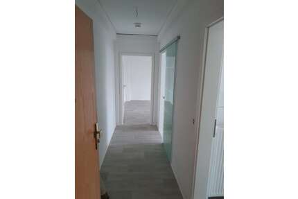 Wohnung zum Mieten in Naumburg (Saale) 308,00 € 46.9 m²