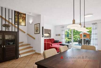 Haus zum Kaufen in Wiesbaden Erbenheim 585.000,00 € 125 m² - Wiesbaden / Erbenheim