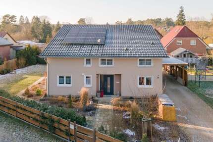 Haus zum Kaufen in Rehfelde 699.000,00 € 189.52 m²