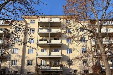gepflegte, kernsanierte ETW mit Balkon in Dresden Seidnitz