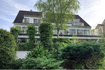 Garten-Maisonette im Hausformat am Zoo- ca. 330 m² mit Kaminzimmer, GA und 570 m² Garten - Düsseldorf Düsseltal