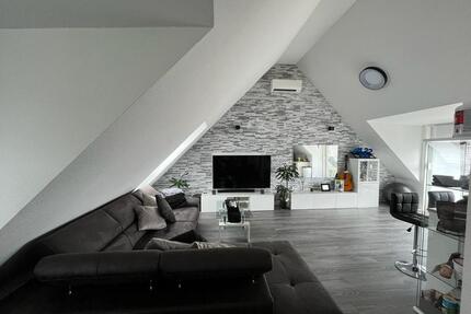 2,5 Zimmer Dachterrassenwohnung mit Klimaanlage in S-Obertürkheim - Stuttgart Hedelfingen