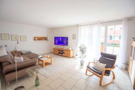 Wohnung zum Kaufen in Waldshut-Tiengen 199.000,00 € 63.86 m²
