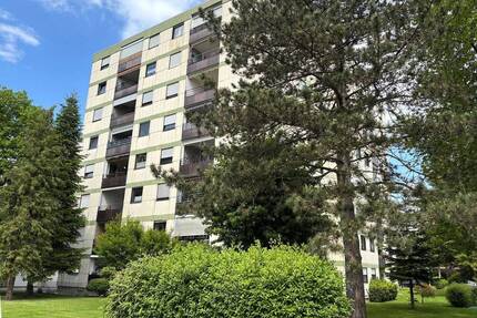 Renovierungsbedürftige 4-Zimmer Wohnung mit Garage in zentrumsnaher Lage in Neubeckum!
