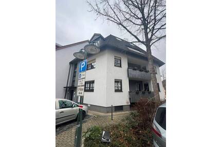 Über den Baumwipfeln - Ausblick traumhaft - Wohnung hoch oben - himmelnah doch erdgebunden! - Sinsheim