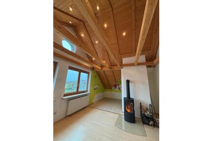 Galerie Wohnung im 2. Stock - 980,00&nbsp;EUR Kaltmiete, ca.&nbsp; 127,00&nbsp;m&sup2; in Wernberg-Köblitz (PLZ: 92533)