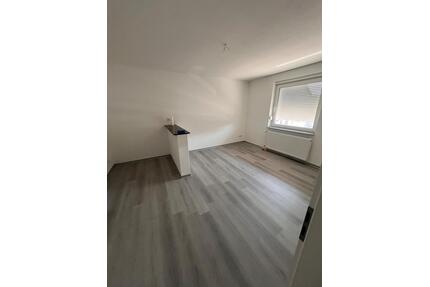 Modernisierte Eigentumswohnung | neues Bad | neue Böden | perfekt - Saarbrücken Brebach-Fechingen