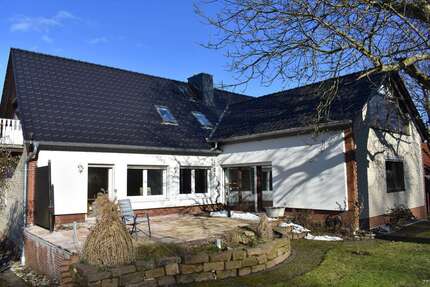 Haus zum Kaufen in Varmissen 435.000,00 € 200 m²