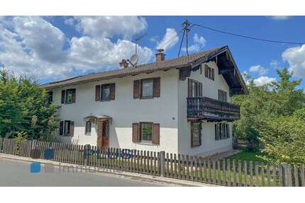 Haus zum Kaufen in Großkarolinenfeld Jarezöd 495.000,00 € 200 m² - Großkarolinenfeld / Jarezöd