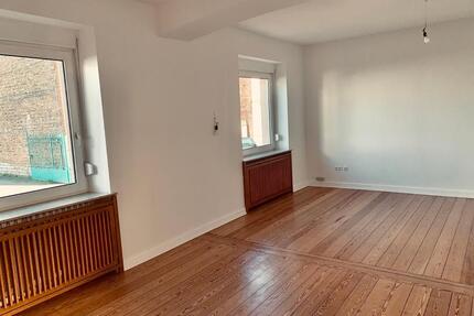 Wohnhaus 8 Zimmer - ideal für Wohnen und Arbeiten - Wallertheim