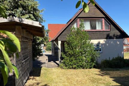 EFH und Platz für Handwerk Lager +Garagen und Aufzug - Meßstetten