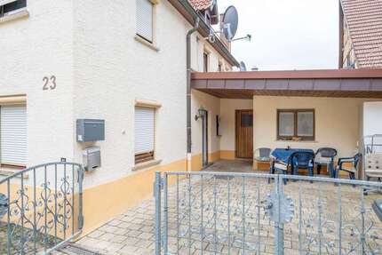 Haus zum Kaufen in Erdmannhausen 474.000,00 € 136 m²