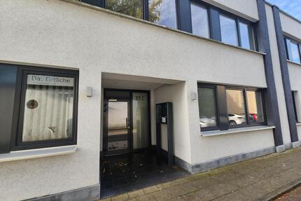 Büro zu vermieten in TOP LAGE - 500,00&nbsp;EUR Kaltmiete, ca.&nbsp; 12,50&nbsp;m&sup2; in Aachen (PLZ: 52080) Eilendorf