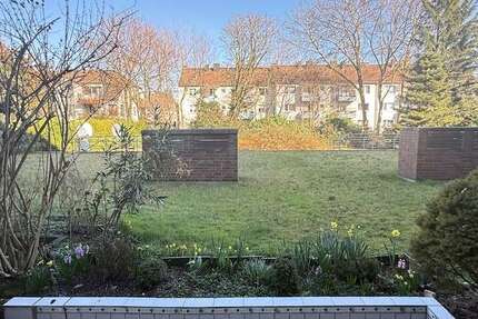 Wohnung zum Kaufen in Düsseldorf 265.000,00 € 53.87 m²