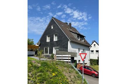 Einfamilienhaus mit großem Garten in ruhiger Lage in Hückeswagen - Radevormwald