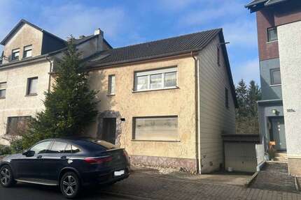 Haus zum Kaufen in Püttlingen 189.000,00 € 169 m²