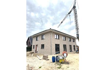 Moderne Doppelhaushälfte | Neubau | Erstbezug | 155 m2 - Salzbergen