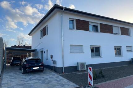 Moderne Doppelhaushälfte mit Garten in Egeln KfW40