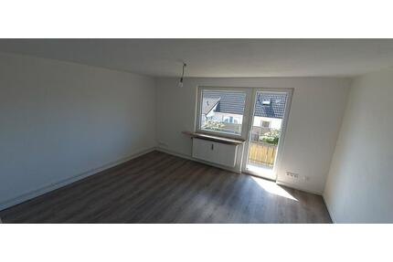 Attraktive 3-Zimmer-Wohnung mit Balkon in ruhiger Lage am WKK - Heide