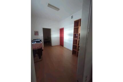 5 Zimmer Wohnung Altbau - 1.350,00&nbsp;EUR Kaltmiete, ca.&nbsp; 90,00&nbsp;m&sup2; in Ebersbach an der Fils (PLZ: 73061)