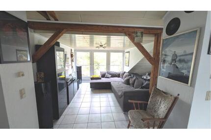 Besondere Dachgeschosswohnung - 820,00&nbsp;EUR Kaltmiete, ca.&nbsp; 90,00&nbsp;m&sup2; in Dortmund (PLZ: 44263) Hörde