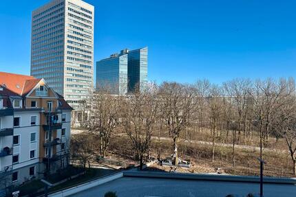 Kernsanierte Design-Wohnung in Schwabing | Balkon | sofort frei - München Schwabing-Freimann