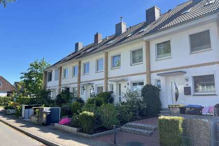 Haus zum Mieten in Halstenbek 1.755,00 € 121 m²