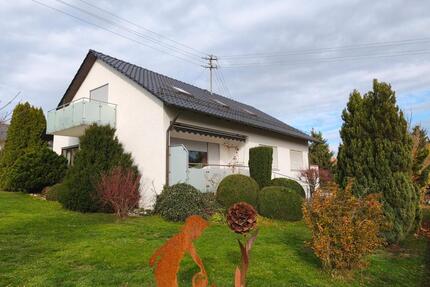 Großzügiges Einfamilienhaus mit 11 Zimmern in Bisingen