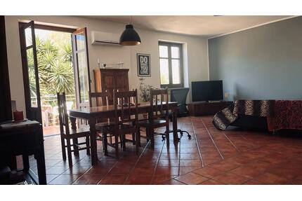 Zimmer auf Zeit in wunderschöner Wohnung in Palermo - für Frauen - Berlin Neukölln