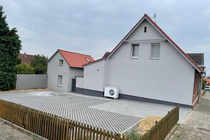 kleine Wohnung für Single - 670,00&nbsp;EUR Kaltmiete, ca.&nbsp; 30,00&nbsp;m&sup2; in Helmstedt (PLZ: 38350)