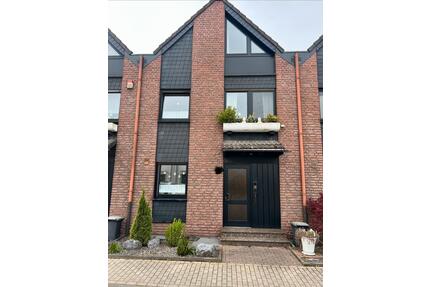 Familienfreundliches Einfamilienhaus mit Garten - Duisburg Mittelmeiderich