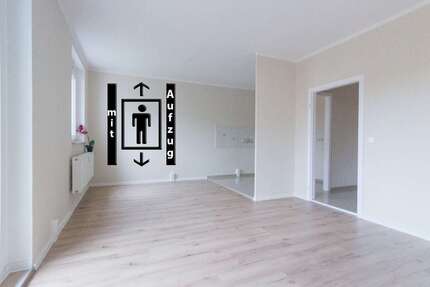 Wohnung zum Mieten in Aue 375,00 € 57.7 m²