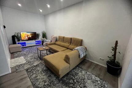 Haus mit Gewerbeeinheit im Zentrum von Brake - Brake (Unterweser)