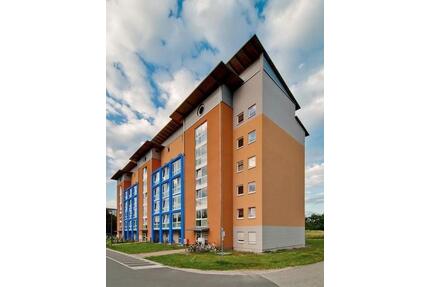 Neu renovierte 2-Zimmer-Wohnung mit Sonnenbalkon ab sofort frei! - Erlangen Bruck