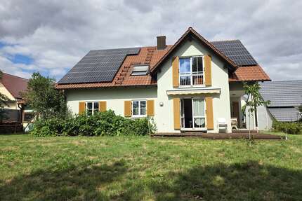 Haus zum Kaufen in Bad Neustadt 569.000,00 € 197 m²