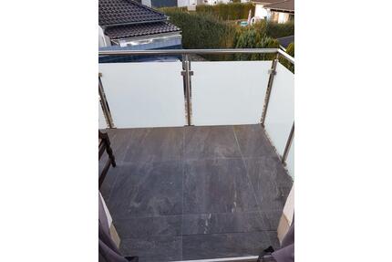 Moderne 3-Zimmer-Wohnung mit Balkon in ruhiger Lage: 94369 Rain