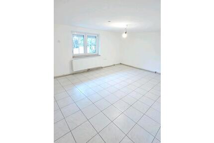 Wohnung Hirschau - 580,00&nbsp;EUR Kaltmiete, ca.&nbsp; 60,00&nbsp;m&sup2; in Sulzbach-Rosenberg (PLZ: 92237)